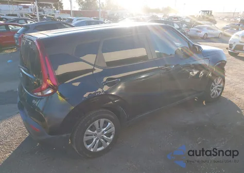 2020 Kia Soul Lx z USA, uszkodzony, nr VIN KNDJ23AU2L7702575